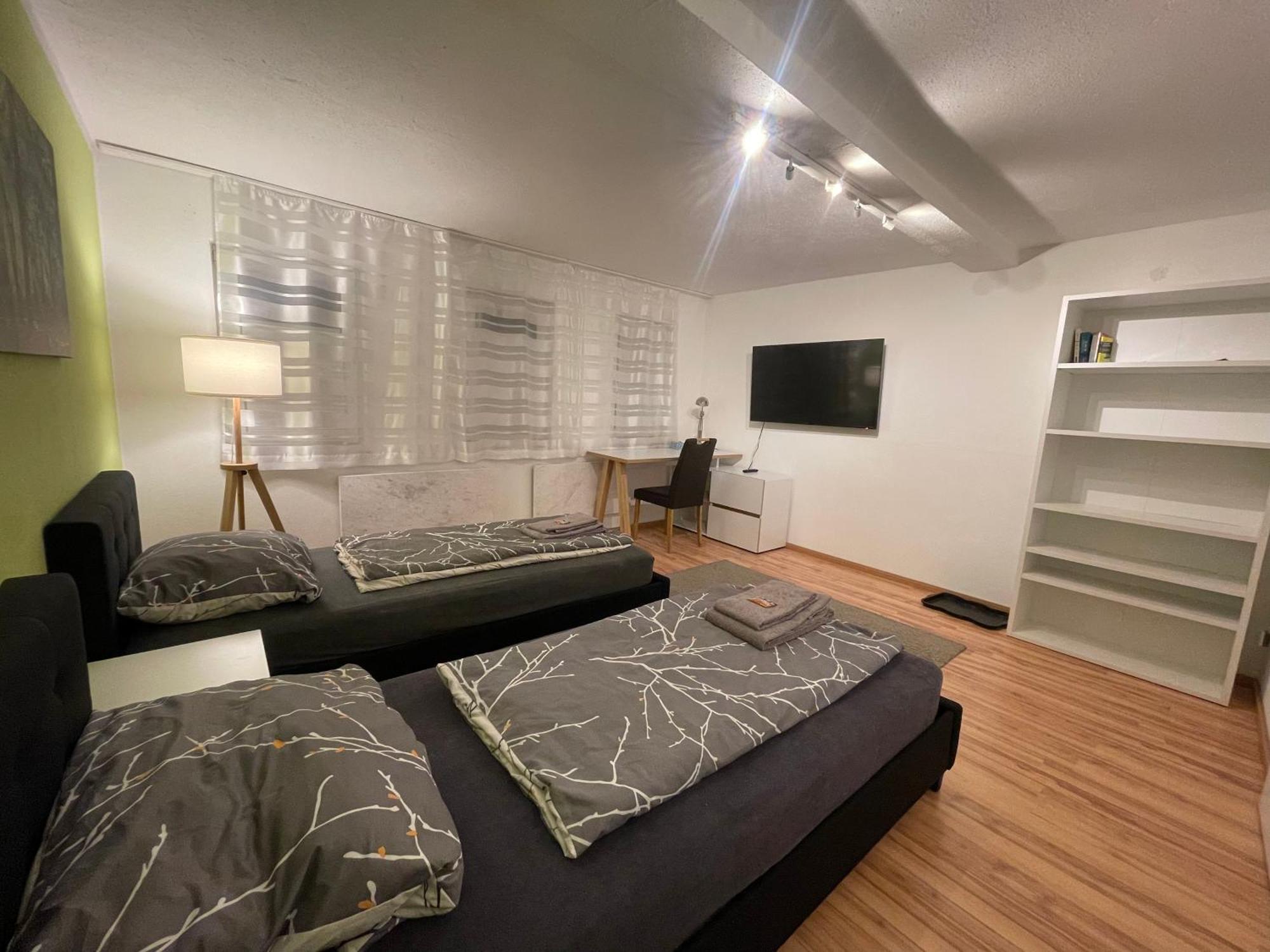 Exklusive Zimmer Mit Geteiltem Bad Und Kueche Om Stadtilm Buitenkant foto