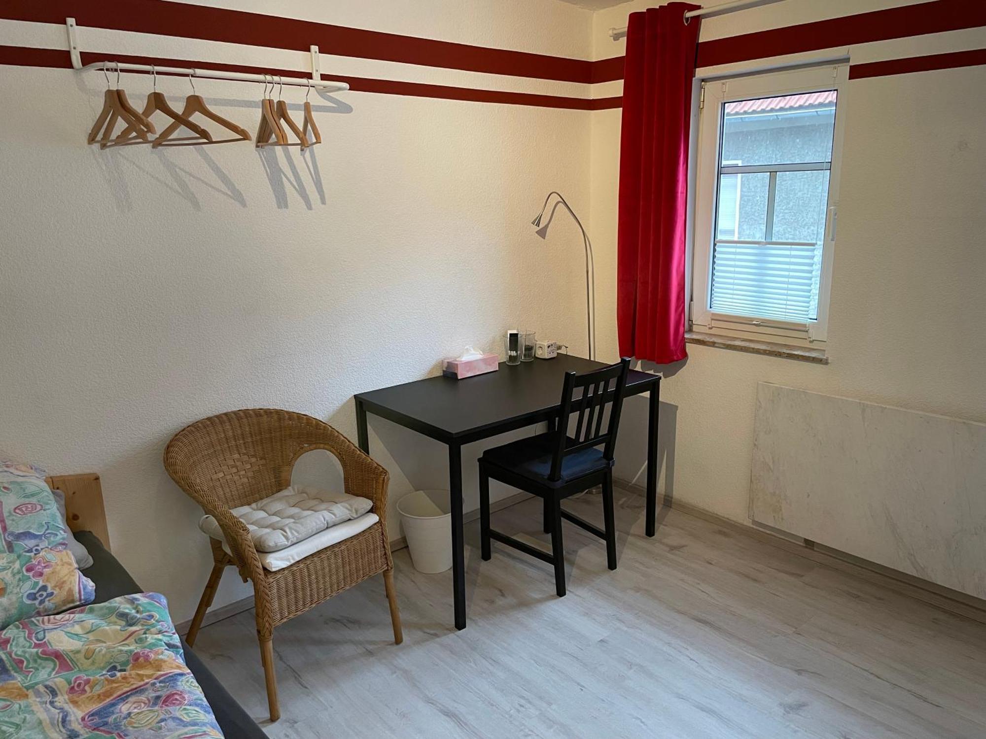 Exklusive Zimmer Mit Geteiltem Bad Und Kueche Om Stadtilm Buitenkant foto